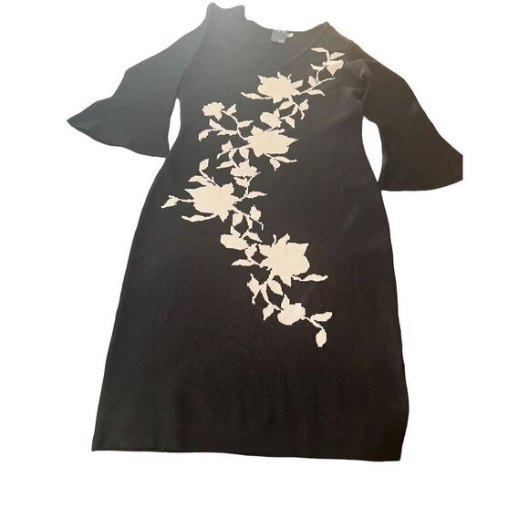 Gabby Skye Striped Long Sleeve Bodycon Sweater Dress Size Medium - Picture 2 of 6